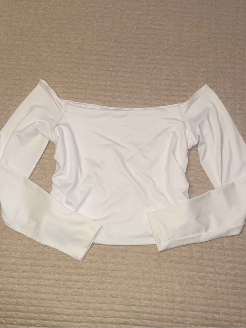 Hollister White Off-Shoulder Long Sleeve Crop Top